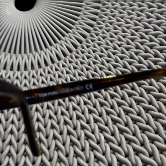 Tom Ford Eyewear Ian Round Frame Sunglasses 🕶 TF0591 Havana includes case - Picture 13 of 15